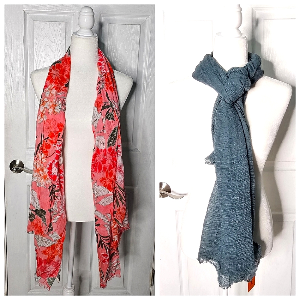 Scarf bundle (one NWT)